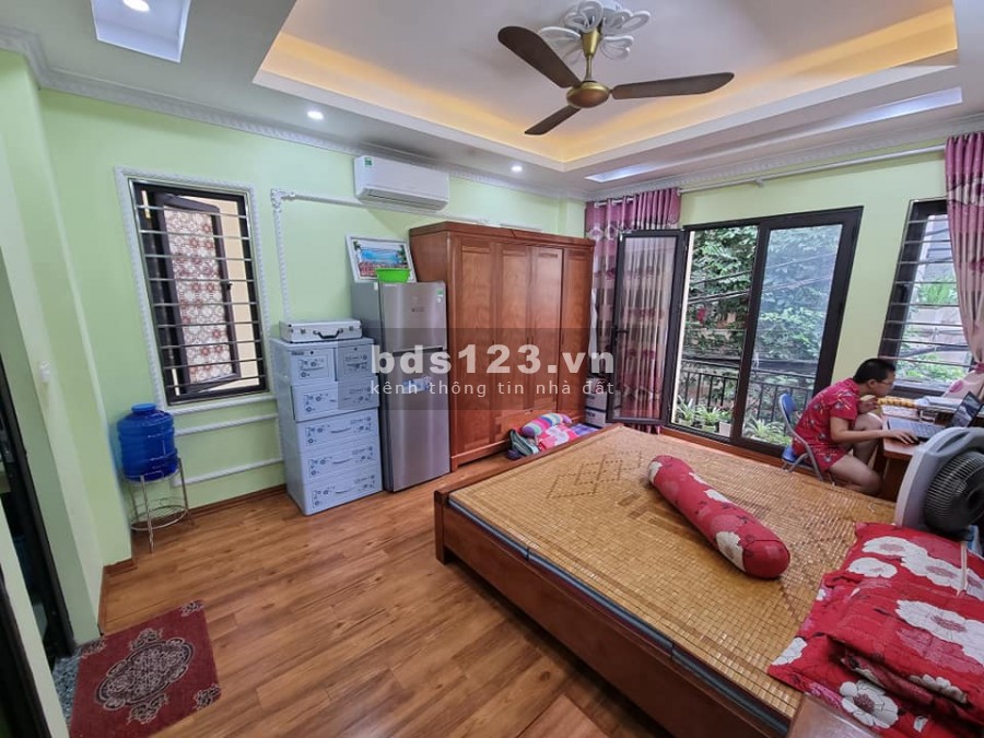 Bán gấp nhà Phương Canh - Nam Từ Liêm 30M2, 5 tầng, giá bán 3,35 tỷ