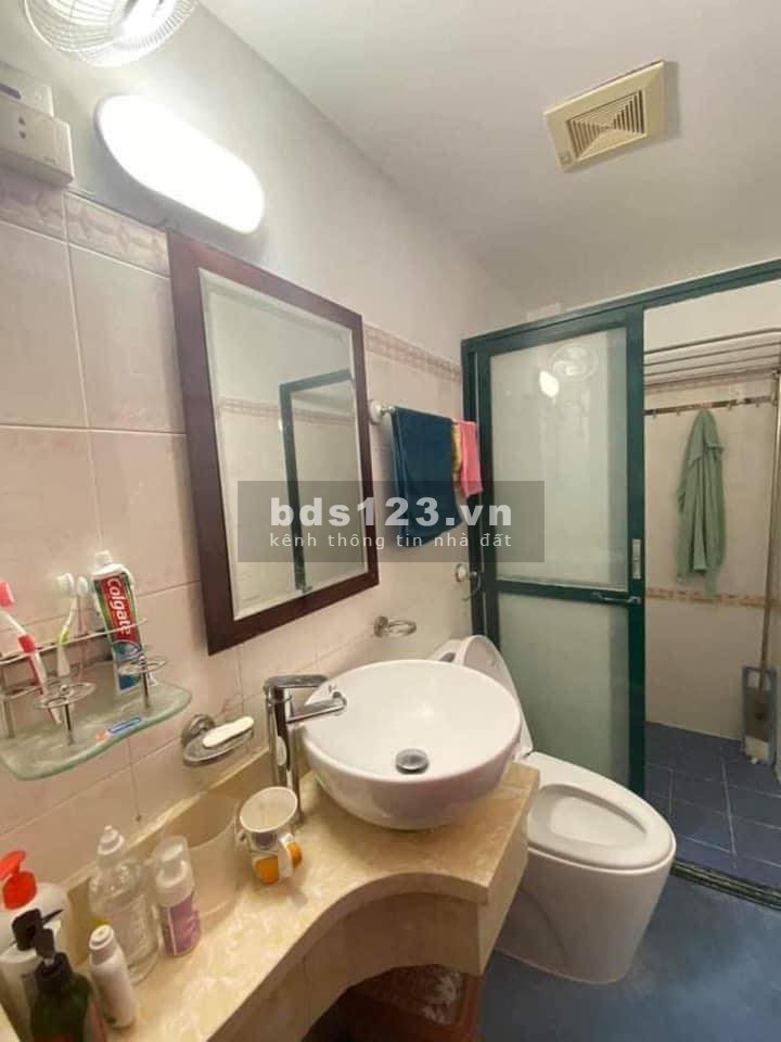 Nhà mới full nội thất ngõ 59 Quan Hoa hợp KD, DT 42m2, 4 tầng MT 4m giá 5.8 tỷ