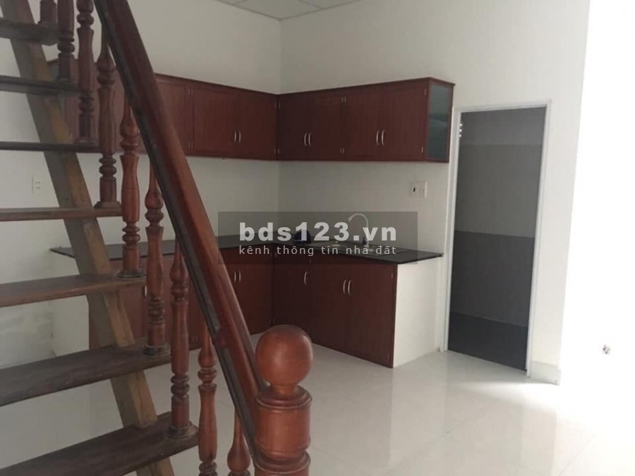 Cần bán gấp nhà 1 trệt 1 lầu Nguyễn Văn Bứa 80m2 1tỷ3, SHR