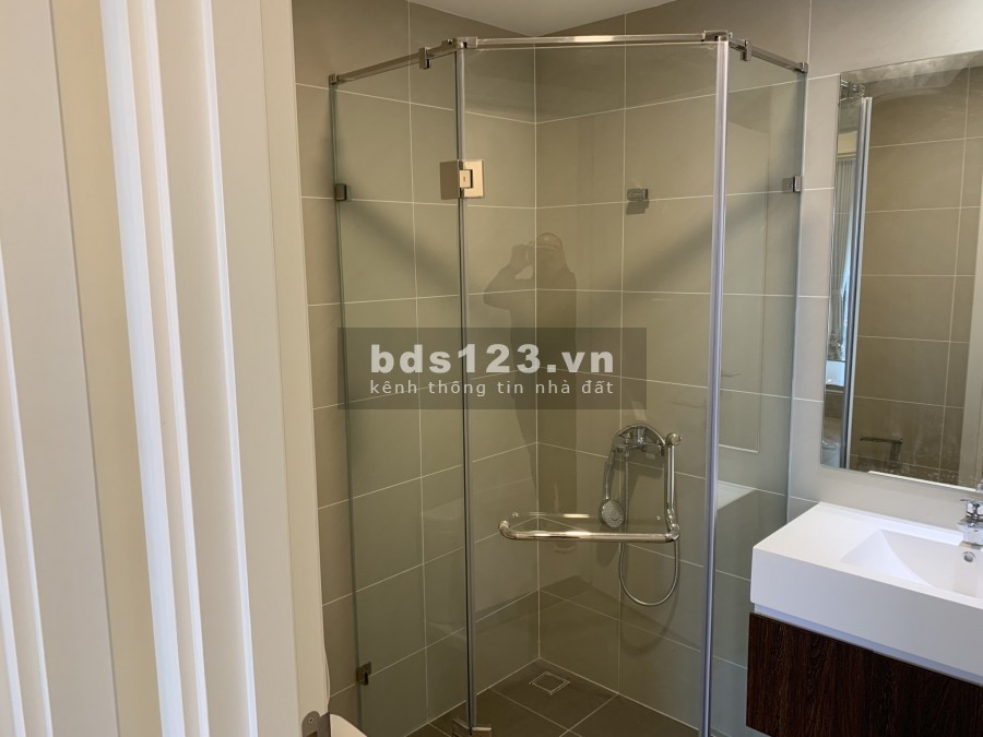 Bán căn hộ góc 154m2 tòa NOVO tại Chung cư Kosmo Tây Hồ, giá 6.5 tỷ (Bao tên) - O977 83 5151