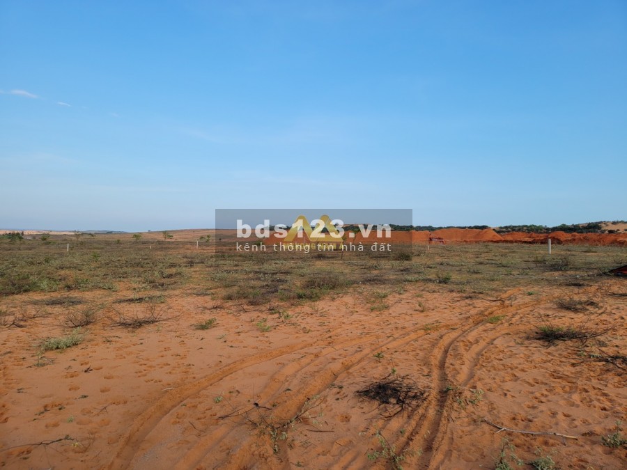 Đất Bình Thuận ven biển 2245m2, giá cực mắc LH: 0939.748.911