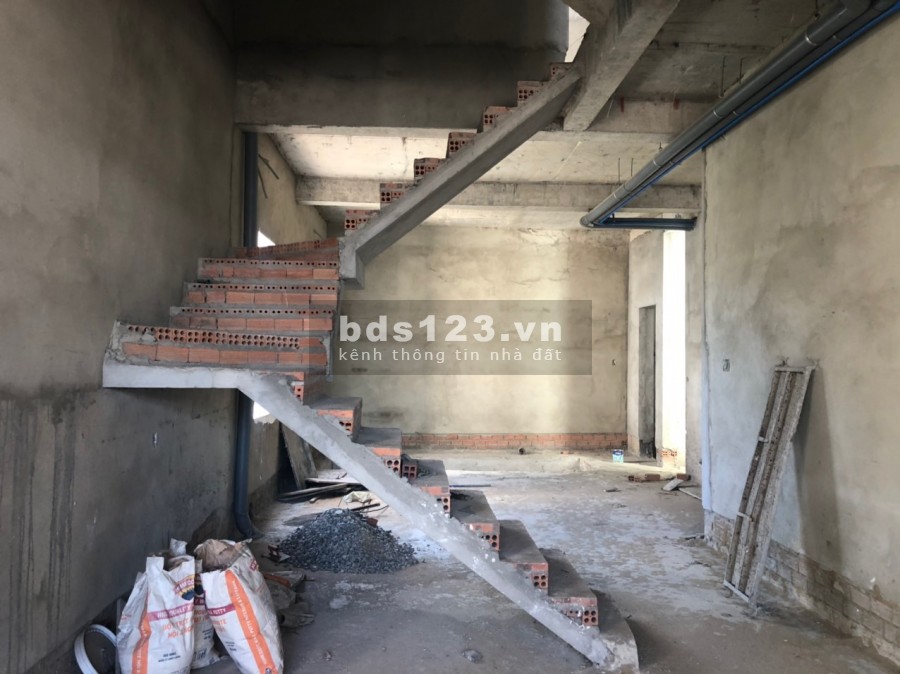 Bán nhà mặt tiền đường Nguyễn Văn Hoa Thống Nhất Đồng Nai