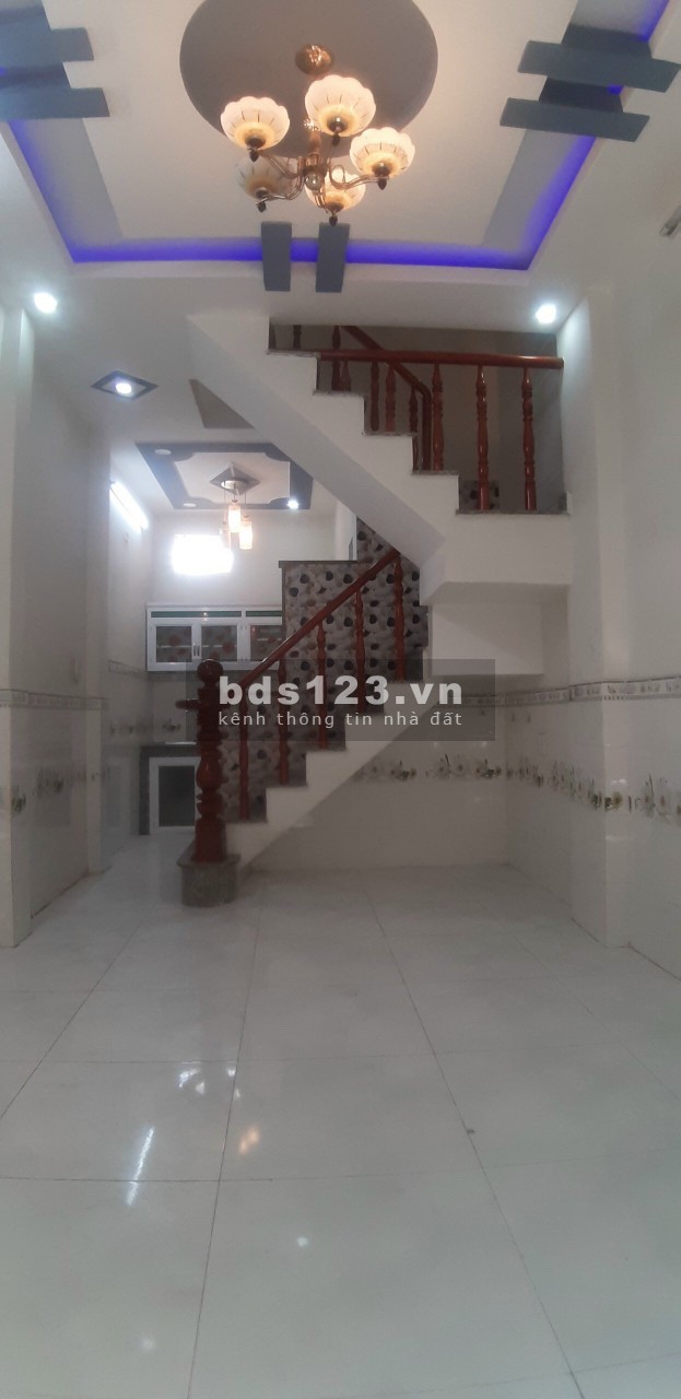 Nhà 1 trệt 2 lầu 3PN 80m2 hẻm xe hơi đường Dương thị Mười quận 12
