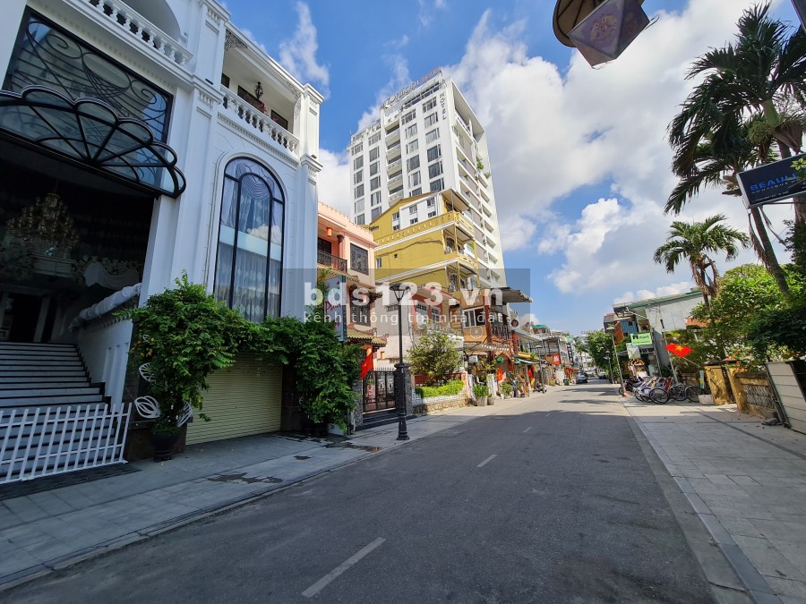 Bđs Triệu Đô. Bán 2 lô đất liền kề tại khu Phố Tây. Mặt tiền Phạm Ngũ Lão