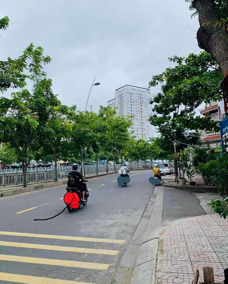 Bán nhà mặt tiền gần đường Phan Đình Phùng, kinh doanh đa ngành giá 5 TỶ