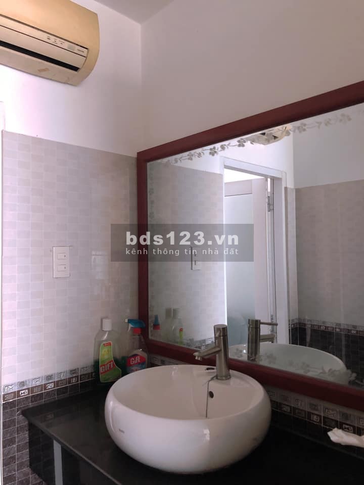 Bán nhà Lý Tháí Tổ, Quận 10, 4 tầng, 3x7.5 chỉ 3 tỷ 450 triệu