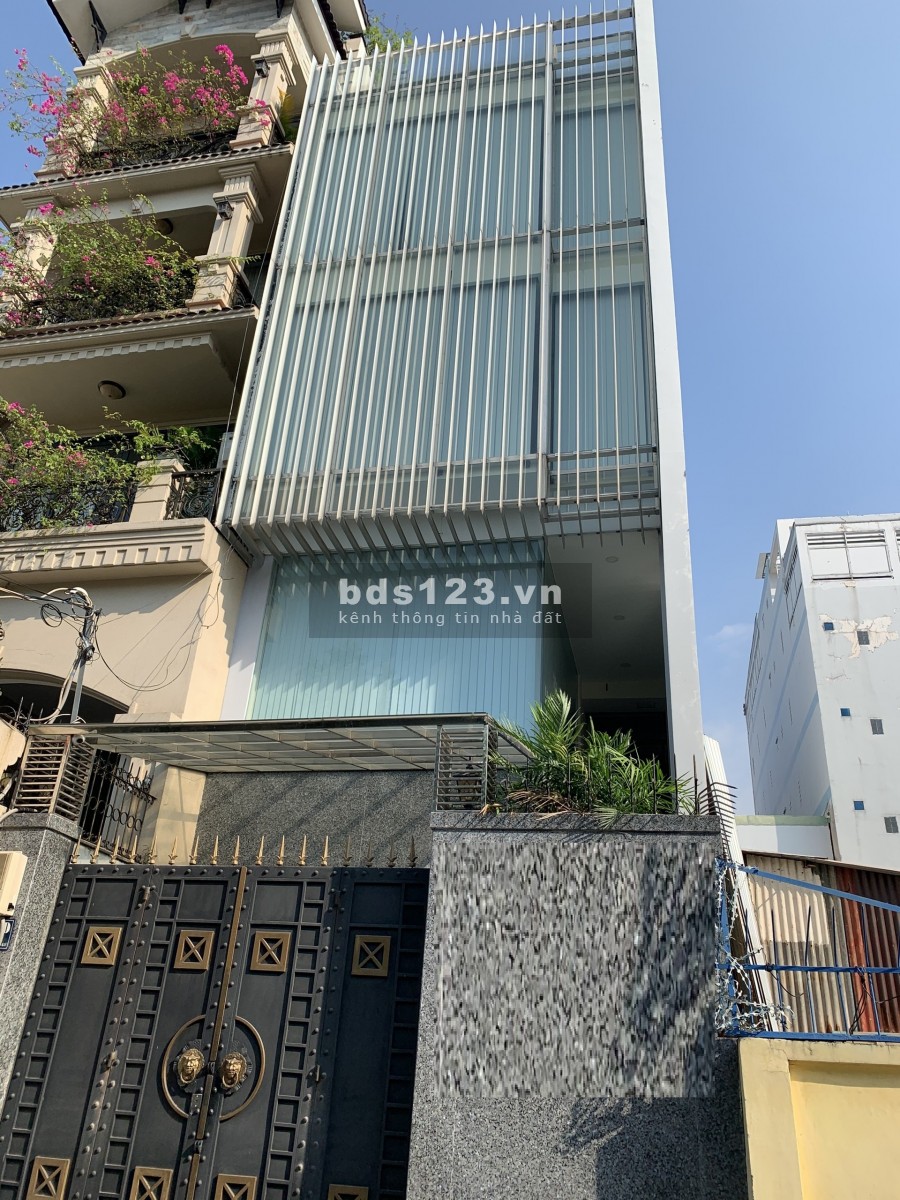 Cho thuê nhà nguyên căn MT đường Ngô Quyền Q10 5x18 Trệt 3 lầu Giá 40tr vị trí cực đẹp nhà mới