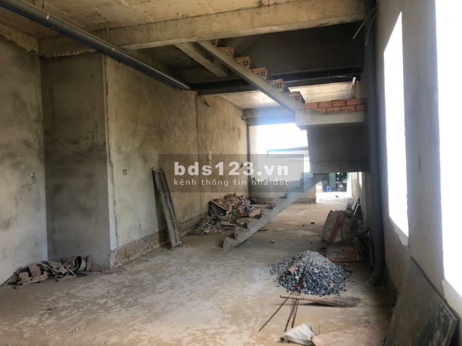 Bán nhà mặt tiền đường Nguyễn Văn Hoa Thống Nhất Đồng Nai