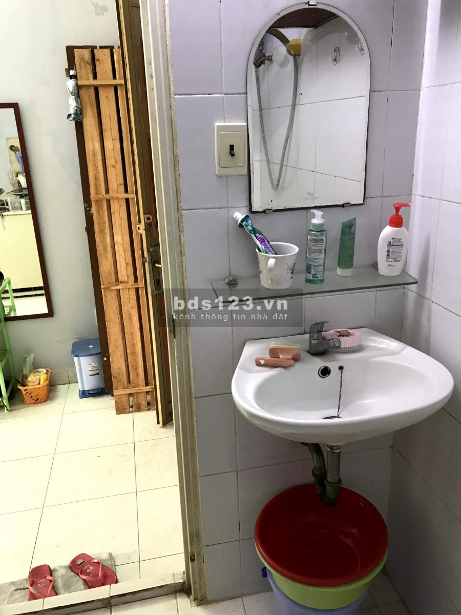 Cần tìm 1 bạn nữ ở ghép Phan Xích Long, Bình Thạnh