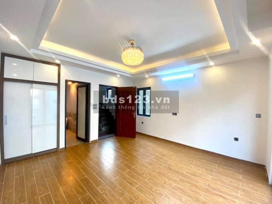 Siêu phẩm Bồ Đề lô góc, nhà đẹp, ngõ thông, nở hậu