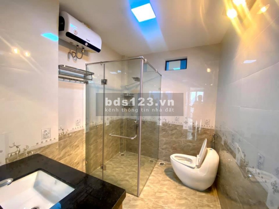 Siêu phẩm Bồ Đề lô góc, nhà đẹp, ngõ thông, nở hậu