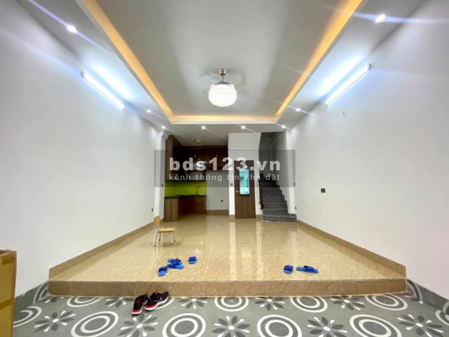 Siêu phẩm Bồ Đề lô góc, nhà đẹp, ngõ thông, nở hậu