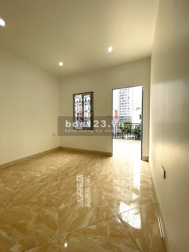 Bán nhà Tam Trinh 30mx4T chắc chắn, giá 2.2 tỷ lh 0916010180