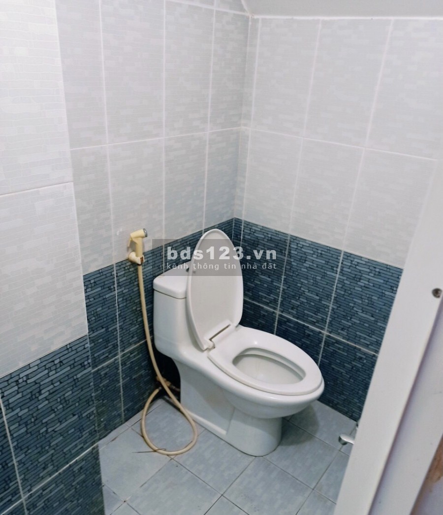 Bán nhà Nguyễn Thị Nhỏ, 17m2, ngang 5.5m, hẻm ba gác, Tân bình, giá 1.93 tỷ.