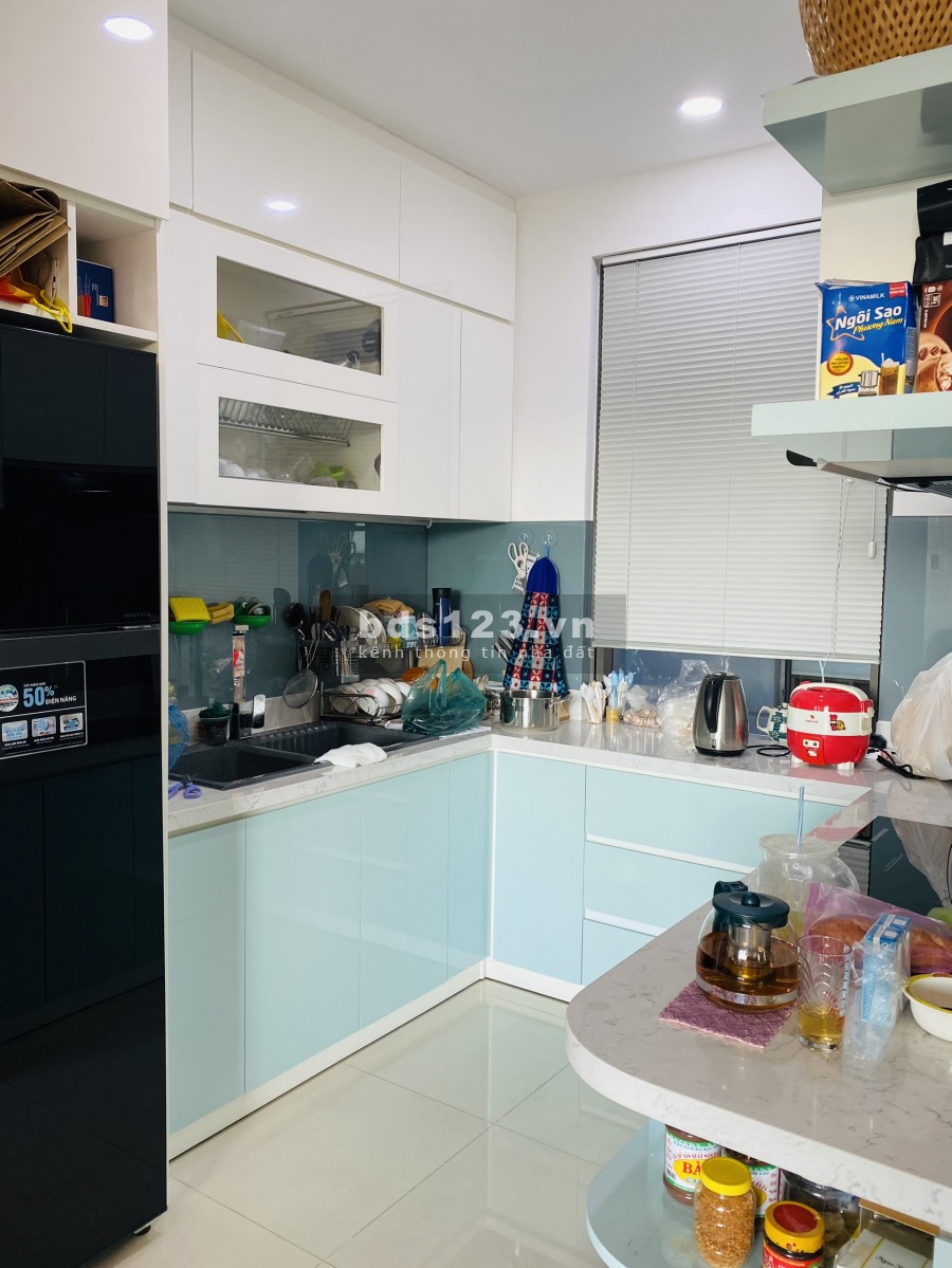 Bán gấp 3PN - 90m2 full NT The Sun Avenue, View Landmark + hồ bơi (giá: 4,65 tỷ bao tất tần tật)