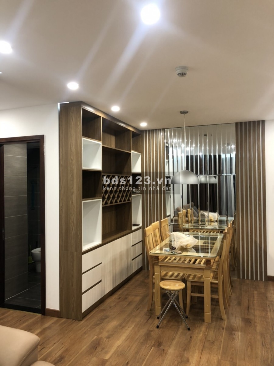 Cho thuê căn hộ chung cư 6th Element 2 phòng ngủ full đồ giá 10 triệu/tháng