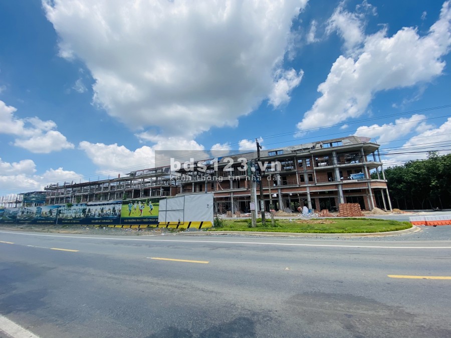 Bán nhà xây sẵn dự án Century city Bình sơn Long Thành