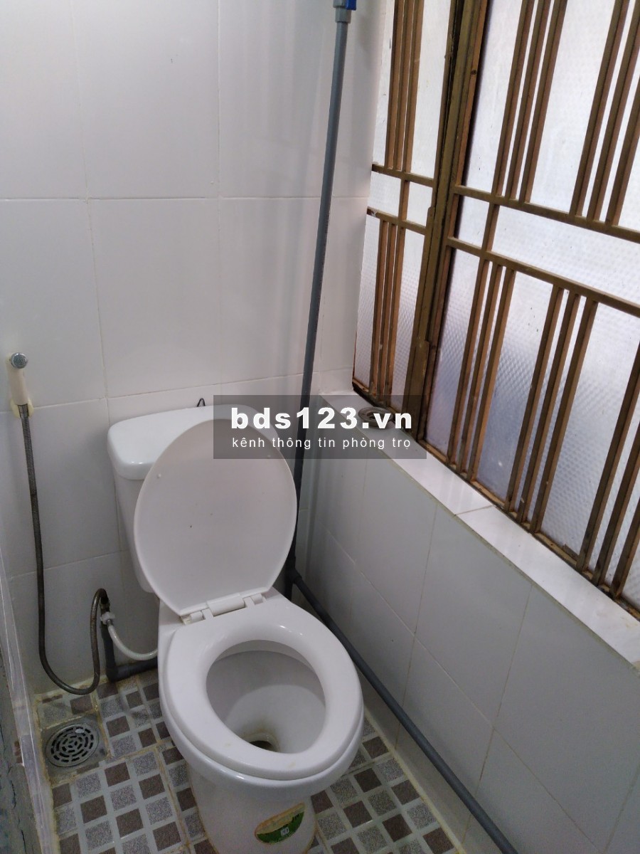 Phòng trọ tô hiến thành quận 10 3tr5 gác, máy lạnh, free xe , wifi, giờ tự do
