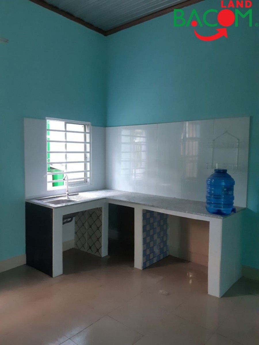 Bán nhà đẹp Tân Phong, 2 mặt tiền, diện tích 100m2 ,lô góc, đường 3 xe hơi tránh nhau
