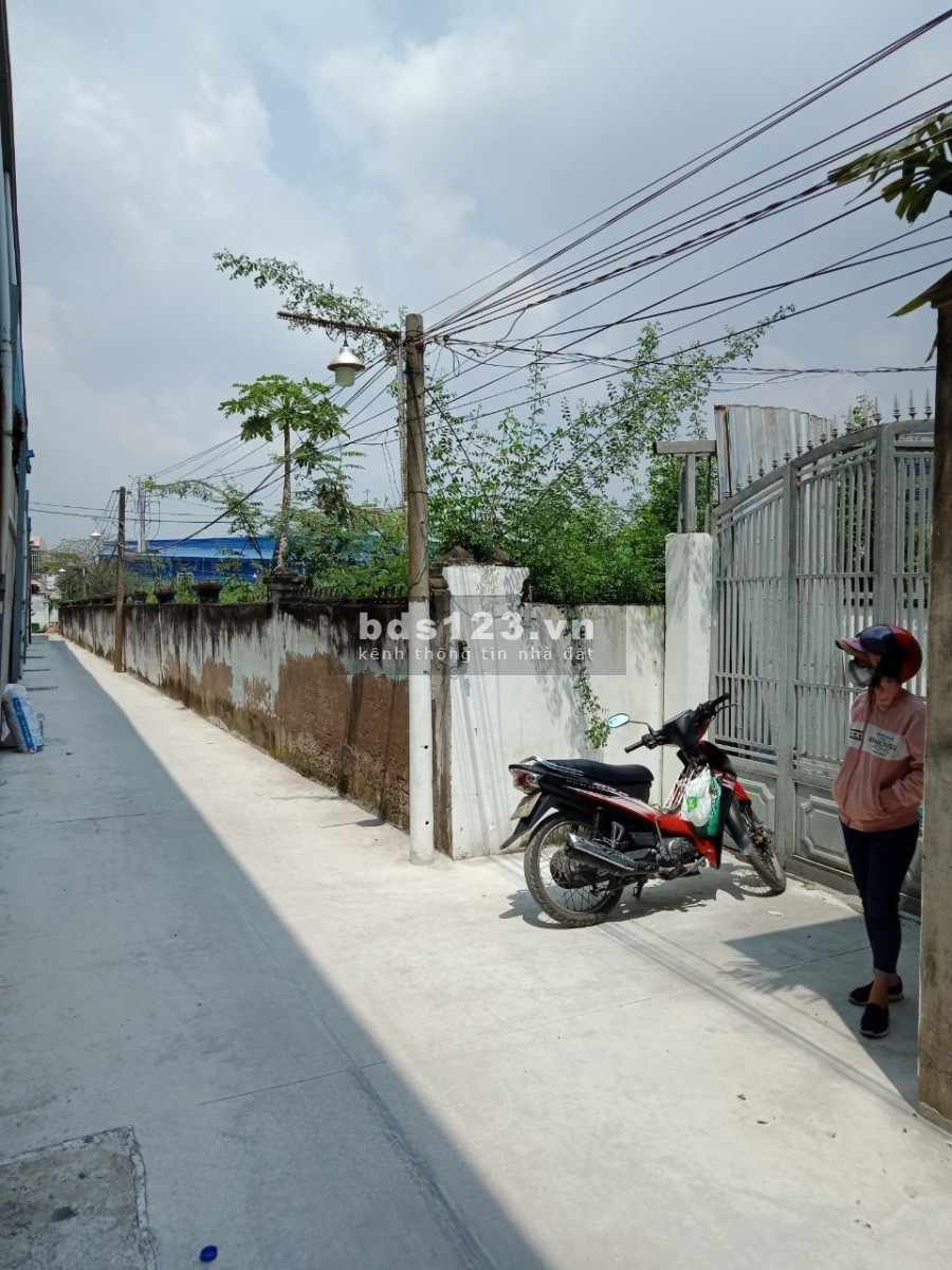 NHÀ CẤP 4 CHO THUÊ 4X30 ngay QL1A-XÃ TÂN KIÊN, BÌNH CHÁNH