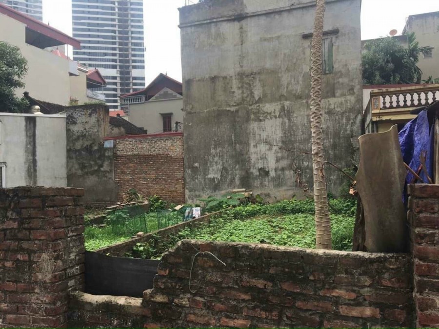 Bán 58m2 đất ngay chân cầu Nhật Tân chỉ nhỉnh 2 tỷ. Tiện ích đầy đủ
