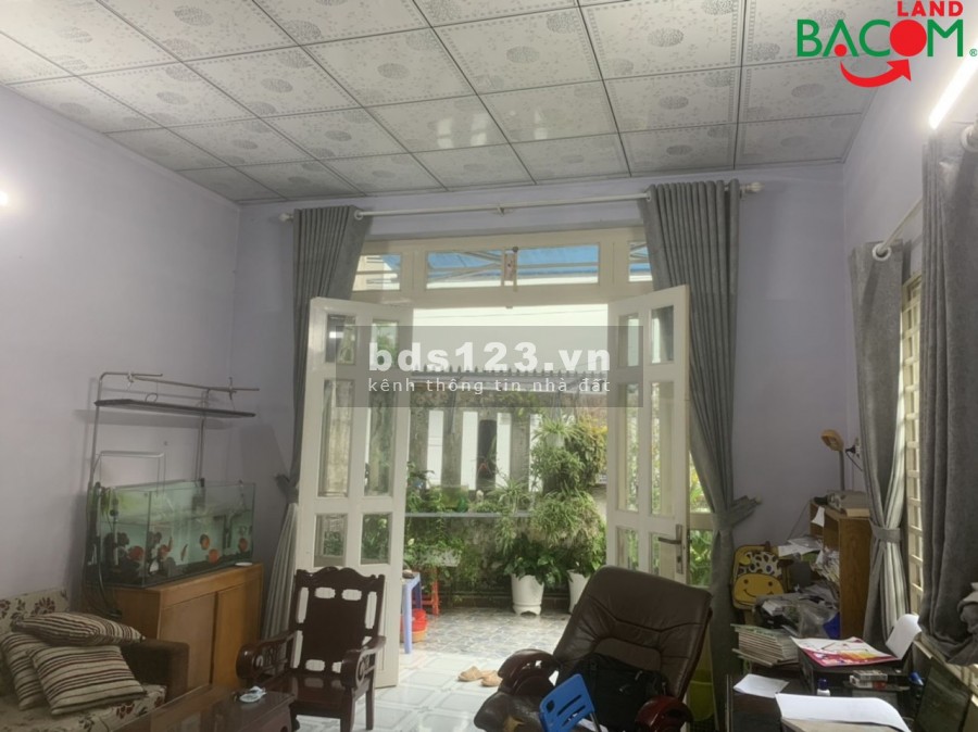 Bán căn nhà hẻm ô tô Nguyễn Văn Hoa dt 145m2 giá 4ty2 bớt lộc.