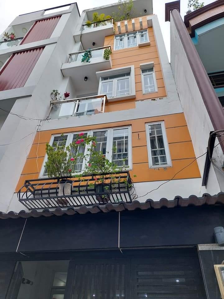 Bán rẻ nhà MT Nguyễn Duy Cung, dt 4x14m, 3 lầu, giá 6,2 tỷ