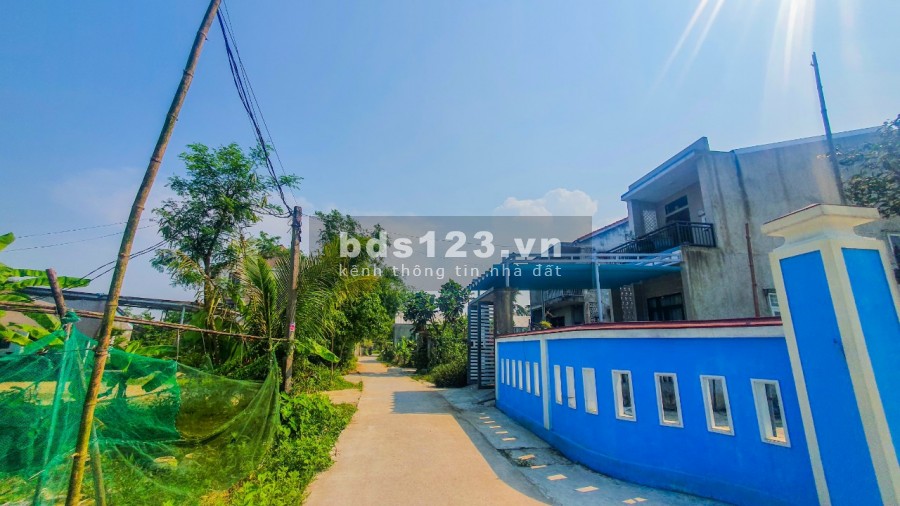 Bán nhanh đất góc 2 mặt tiền. S=200m2. Gần Dự Án Ecogarden 100m2
