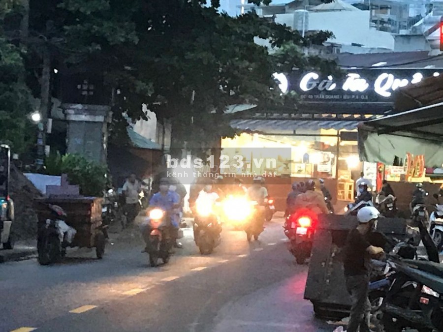 Cho thuê NNC Mặt tiền Trần Quang Diệu, P.9, Q. 3. ngang 15m, giá 45tr, khu tập trung ăn uống