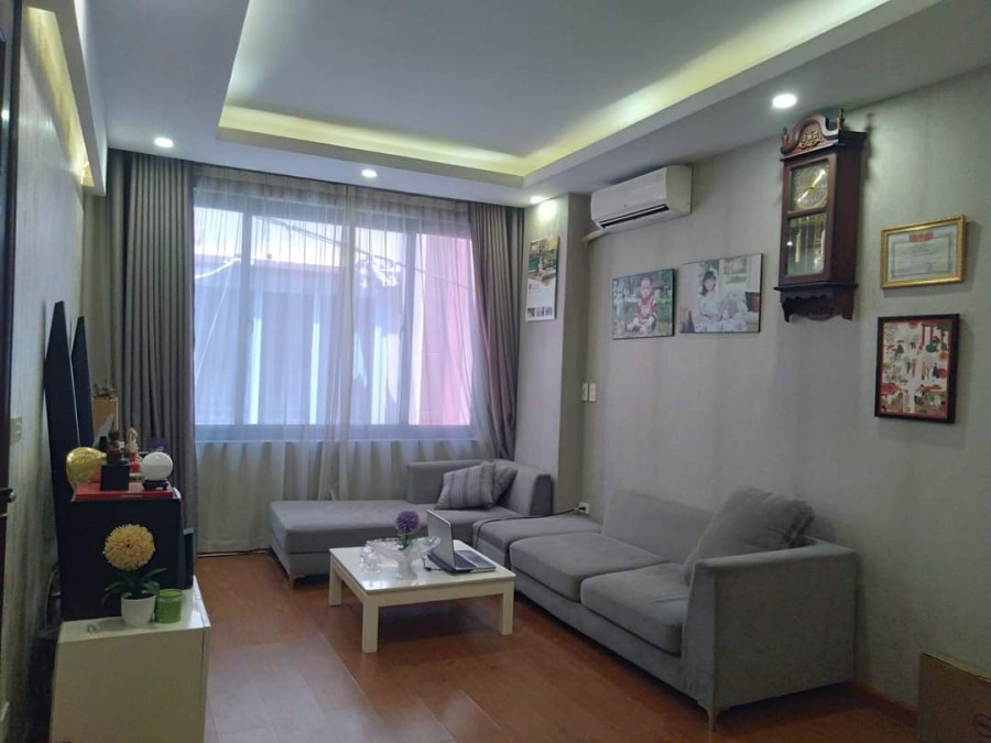 Nhà Hiếm Lê Trọng Tấn Thanh Xuân ô tô vào nhà 36m2 x 4 tầng chỉ 3tỷ95 đẹp long lanh