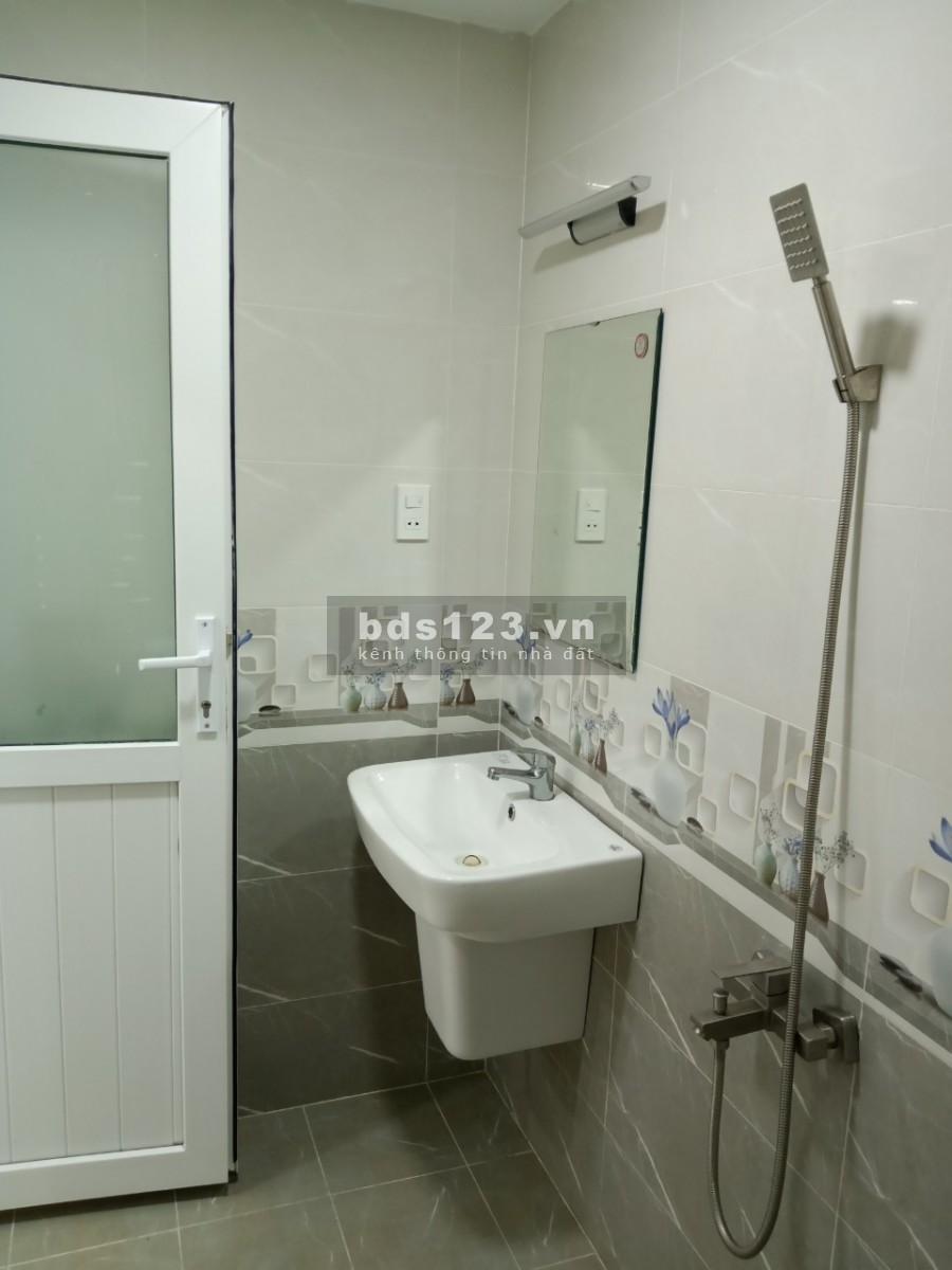 Chính chủ cần bán nhà tại trung tâm phường 2, Quận Tân Binh