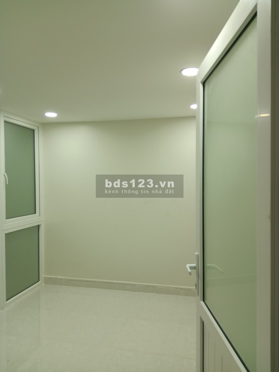 Chính chủ cần bán nhà tại trung tâm phường 2, Quận Tân Binh