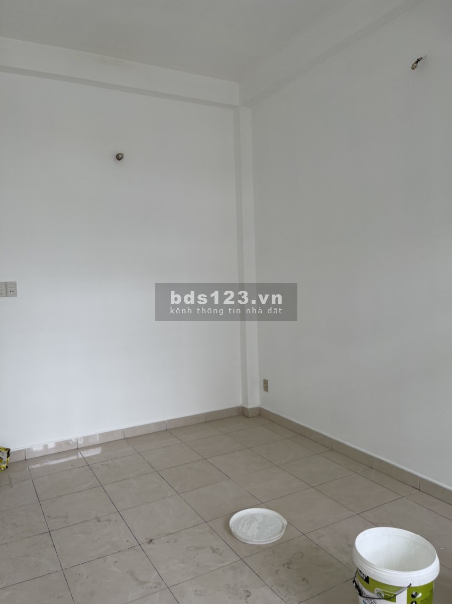 Nhà mới MTKD Lê Lăng (4x18m) trệt, Lầu ,st, 3PN