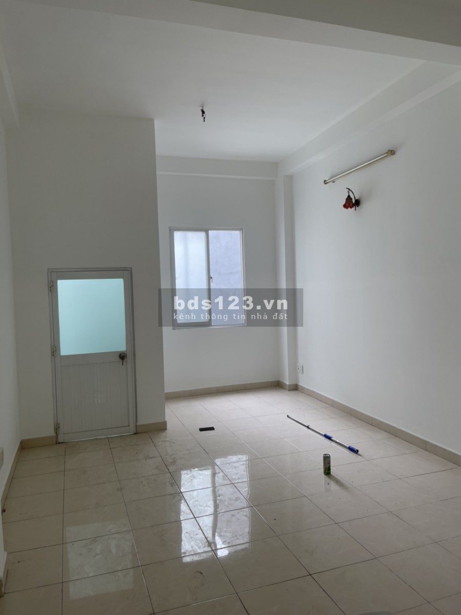 Nhà mới MTKD Lê Lăng (4x18m) trệt, Lầu ,st, 3PN