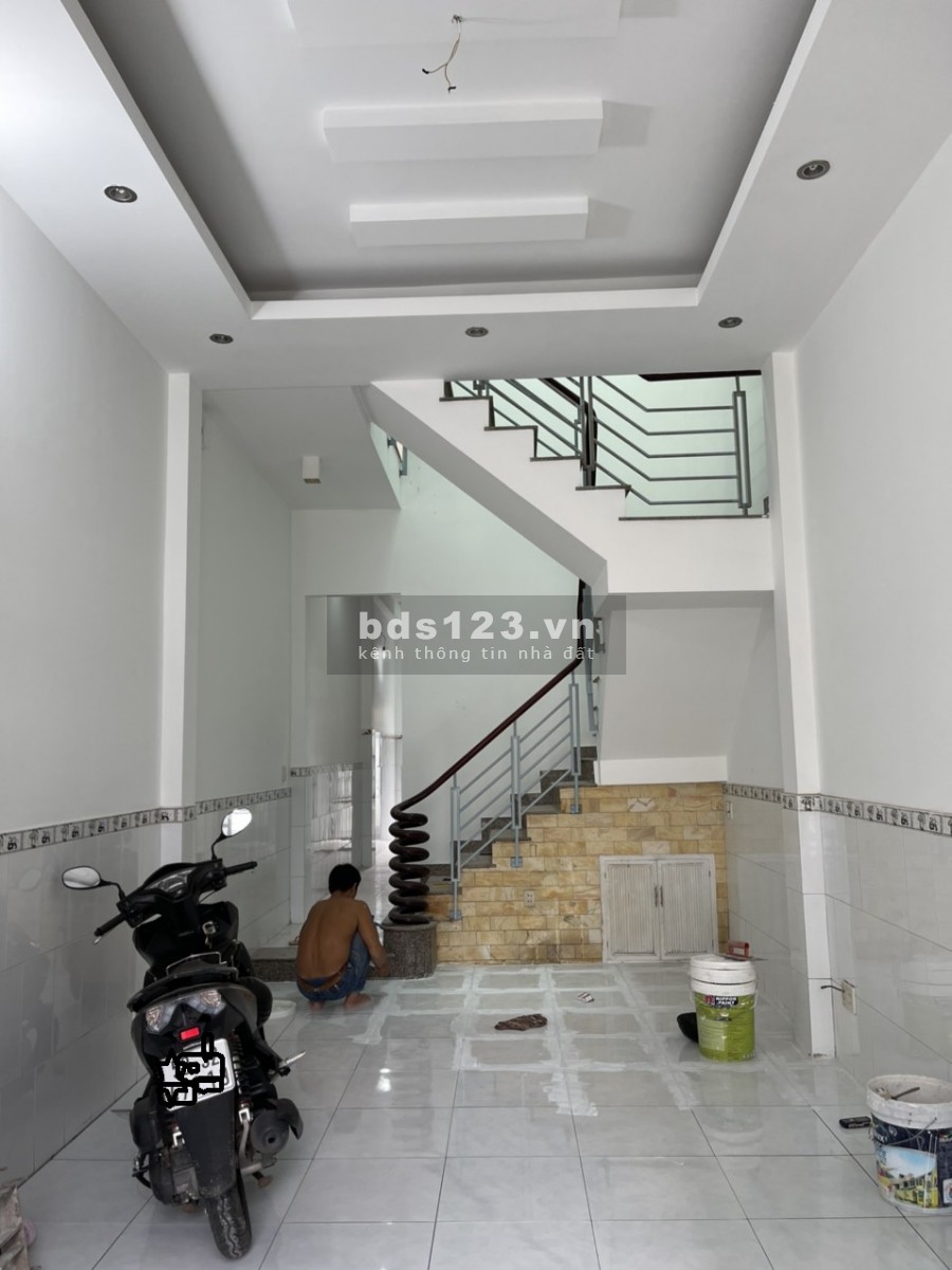 Nhà mới MTKD Lê Lăng (4x18m) trệt, Lầu ,st, 3PN