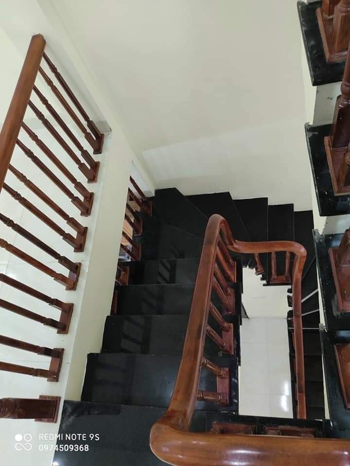 Nhà Hà Đông đẹp lung linh ô tô đỗ cửa 38m2, 5 tầng, mt 4m giá 2.1 tỷ