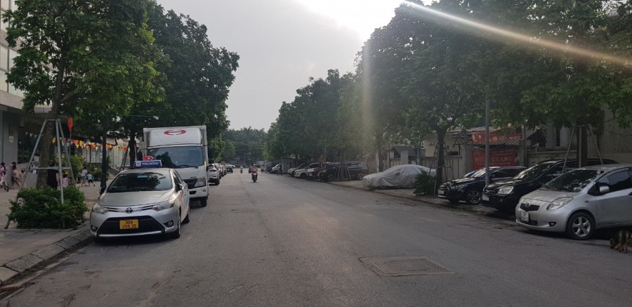 Bán nhà đẹp tầng hầm kinh doanh Võ Chí Công Xuân La Tây Hồ 20 tỷ