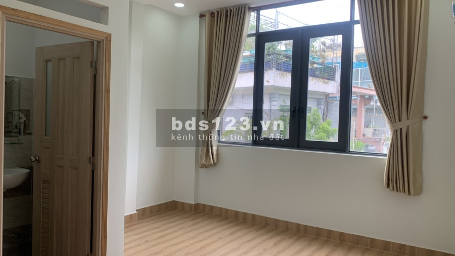 CHVD Chấn Hưng, dt 82m2(8.2 x 10) 5 tầng, phường 6, Q.Tân Bình Giá: 18 tỷ TL