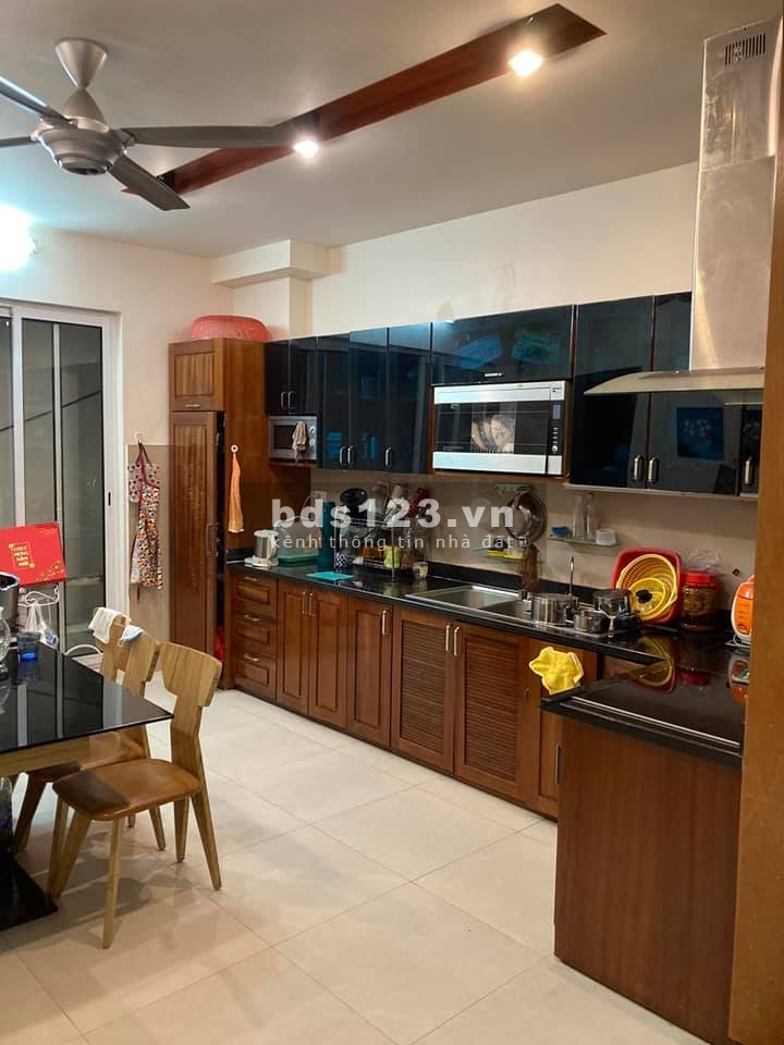 Bán nhà ngõ 3 Thái Hà lô góc 2 mặt tiền ô tô vào nhà 60m2 x 5 tầng giá 12,8 tỷ. LH 0912442669