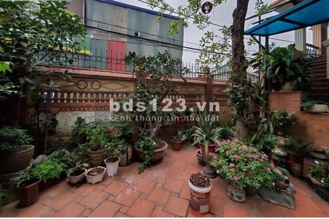 Bán biệt thự Tây Hồ, Lô góc 4 mặt thoáng bề thế nhất khu vực, DT 220m, MT 9m giá 30 tỷ 0968990560