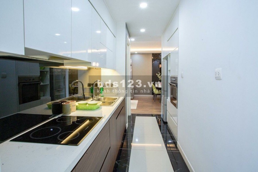 Bán gấp căn hộ gần đường Giải Phóng, chiết khấu ngay 100 triệu, căn góc 85m2, 3 pn