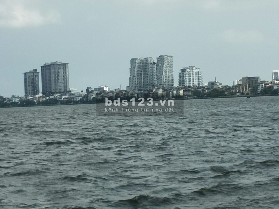 Bán gấp nhà mặt phố Trích Sài, view toàn bộ Hồ Tây, KD đỉnh; 48m2, 5 tầng, MT 3.6m, 17.5 tỷ