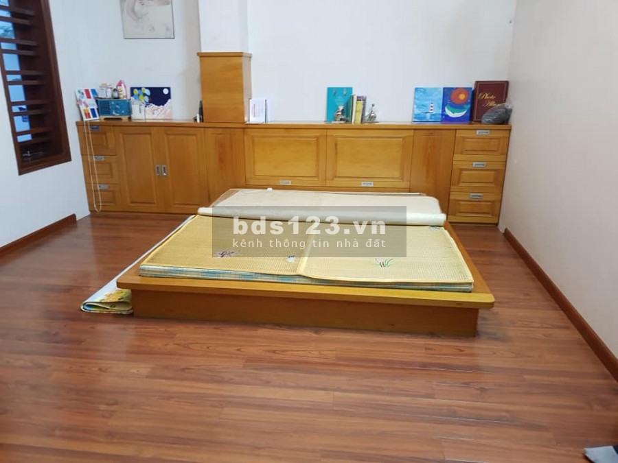 Bán nhà ngõ 3 Thái Hà lô góc 2 mặt tiền ô tô vào nhà 60m2 x 5 tầng giá 12,8 tỷ. LH 0912442669