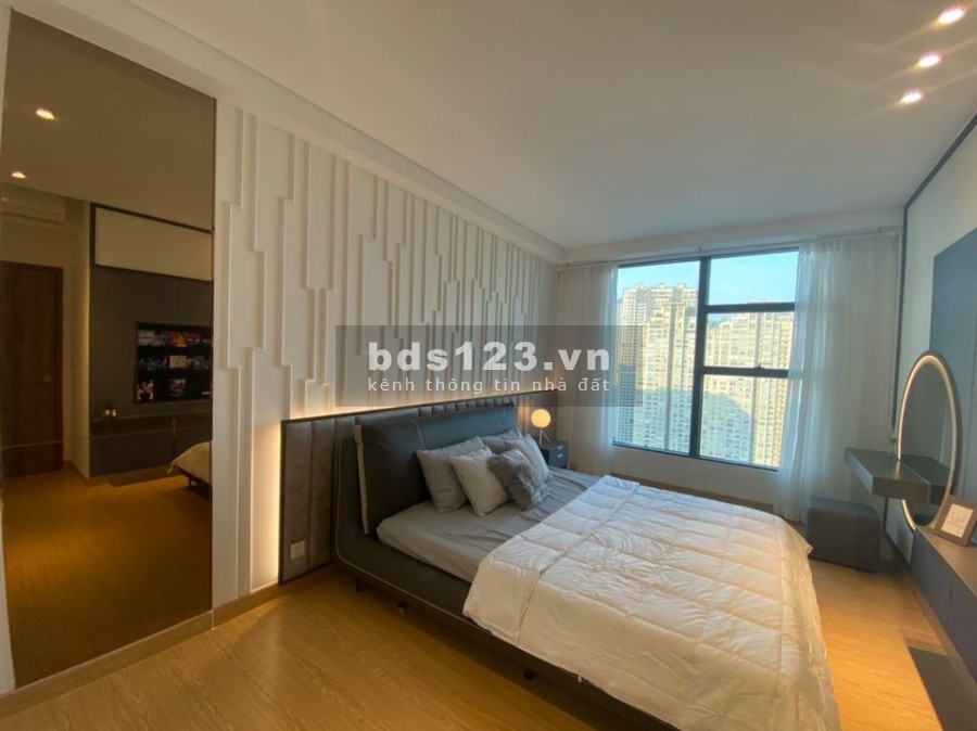 Căn hộ 2PN full nội thất Sunwah Pearl cho thuê giá chỉ 24 triệu, view sân vườn