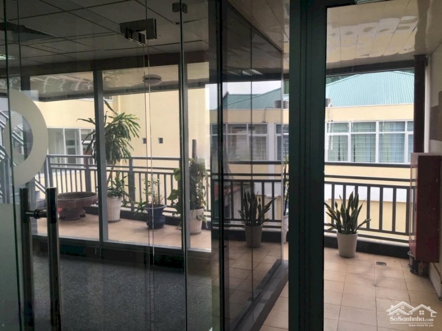 Bán tòa văn phòng, building 10 tầng phố Đội Cấn, Liễu Giai, Ba Đình,