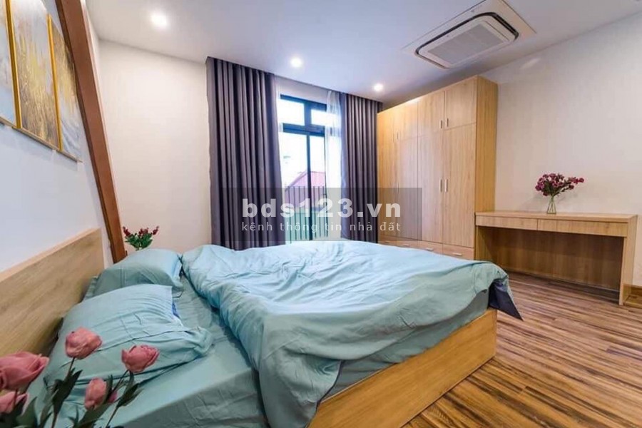 Bán tòa nhà Trần Duy Hưng, Cầu Giấy, căn hộ cho thuê 205 m2, 8 tầng, mt 9m, giá 40 tỷ
