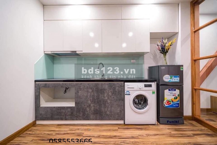Bán tòa nhà Trần Duy Hưng, Cầu Giấy, căn hộ cho thuê 205 m2, 8 tầng, mt 9m, giá 40 tỷ