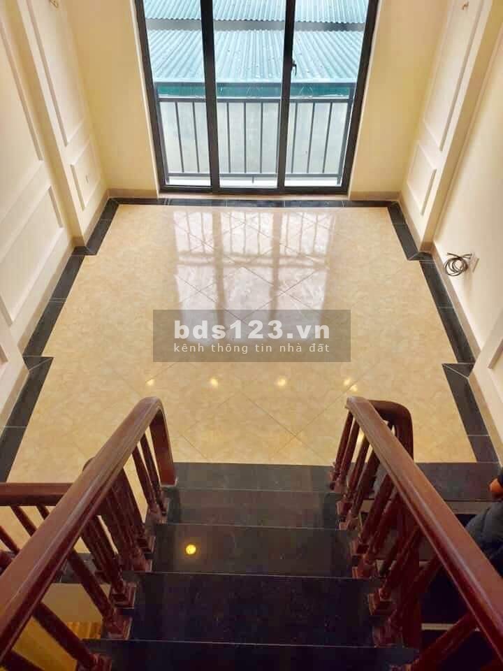 Siêu Đẹp, nhà nguyên căn Bát Khối, dtsd 35m2, 4 phòng ngủ, giá nhỉnh 2.5 tỷ