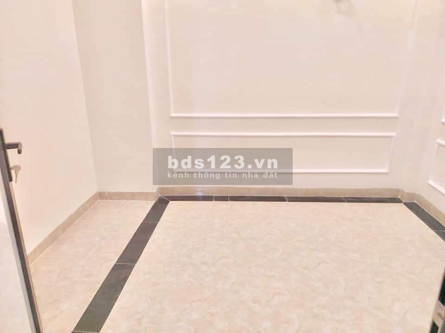 Siêu Đẹp, nhà nguyên căn Bát Khối, dtsd 35m2, 4 phòng ngủ, giá nhỉnh 2.5 tỷ