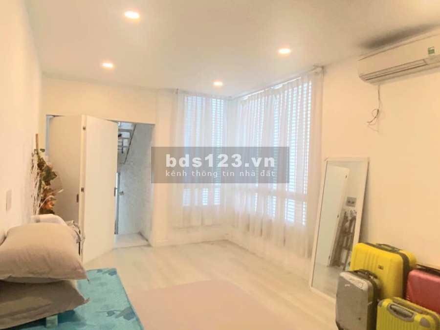 Bán nhà 5 tầng đường Lý Thái Tổ, Quận 10, nhà mới, 35m2, chỉ 5 tỷ 200 triệu